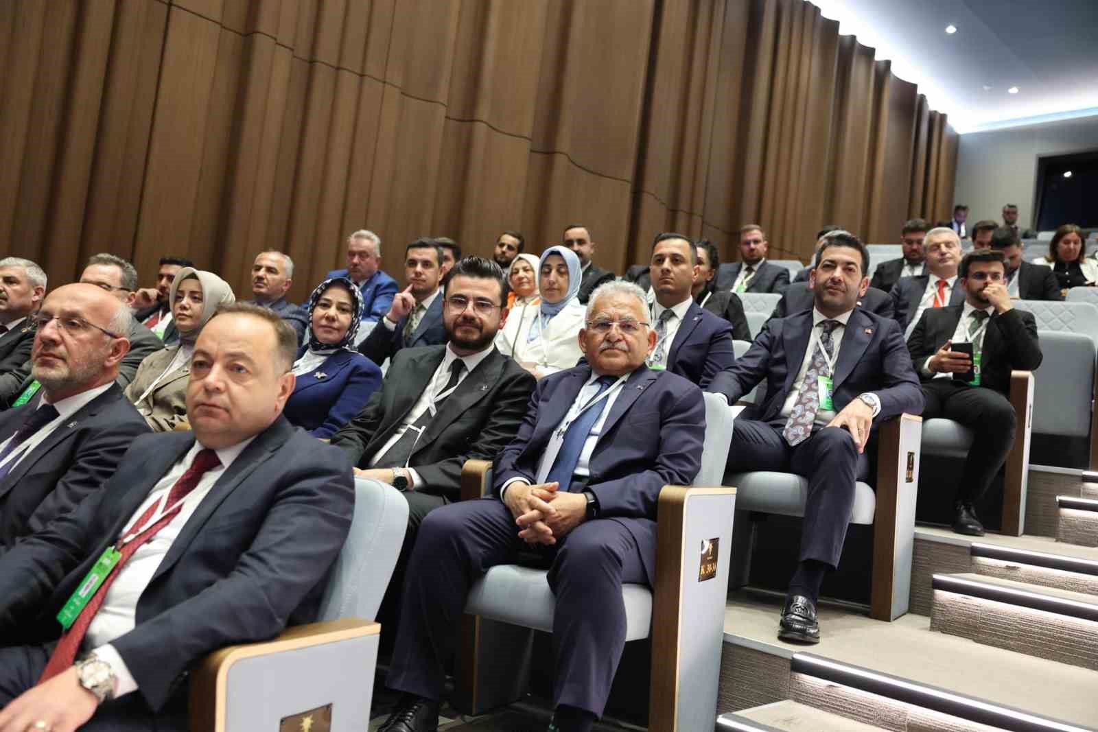Başkan Büyükkılıç’tan ‘Ankara’ çıkarması 
