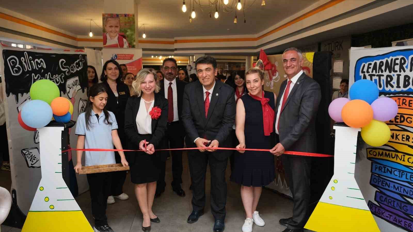 Geleceğin bilim adamları GKV’de yetişiyor 