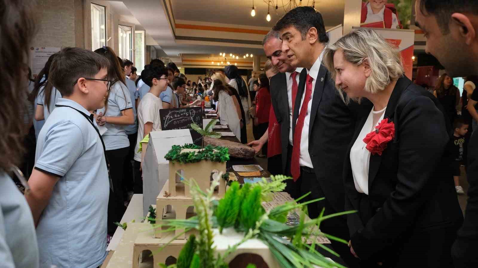 Geleceğin bilim adamları GKV’de yetişiyor 