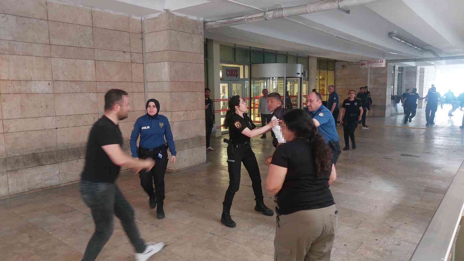 Samsun Adliyesinde duruşma çıkışı kavga çıktı 