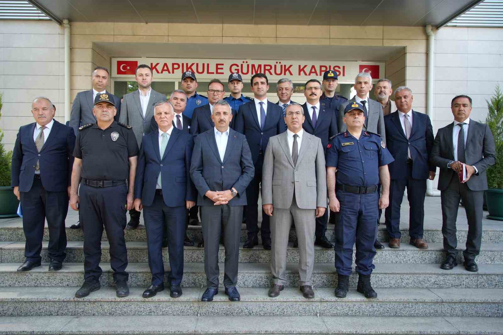 Gurbetçi sezonu için sınır kapılarında önlemler artırıldı 