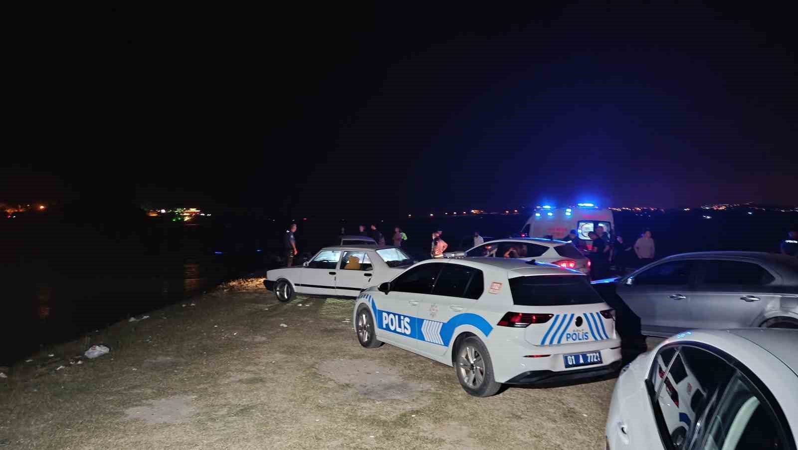 Tekne gezisi faciaya dönüştü: Genç adam gölde kayboldu 
