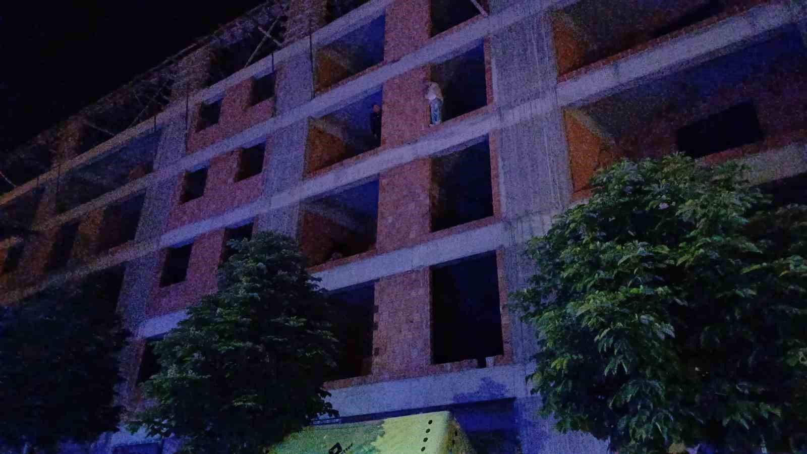 Çorum’da genç kızın intihar girişimini polis engelledi 