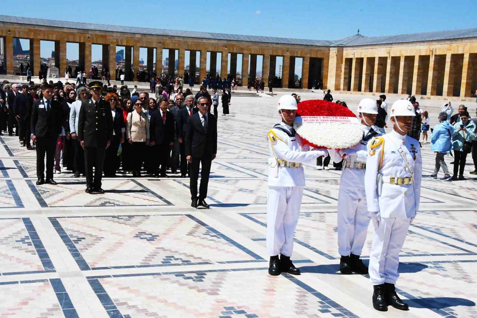 Kültürler Buluşuyor projesi ile Ankara’yı gezdiler 