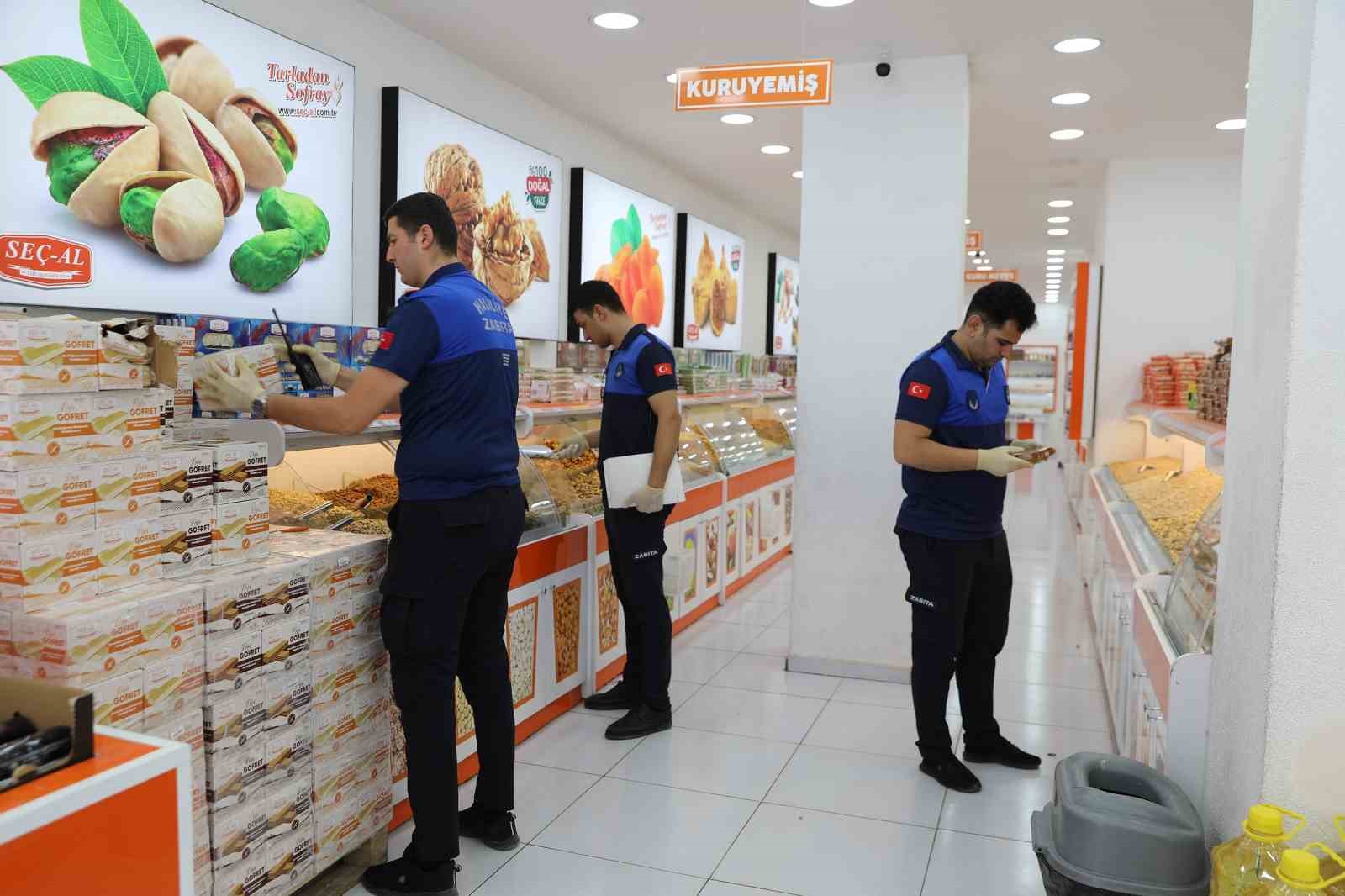 Haliliye Belediyesi’nden tatlı ve şekerleme satış noktalarına sıkı denetim 