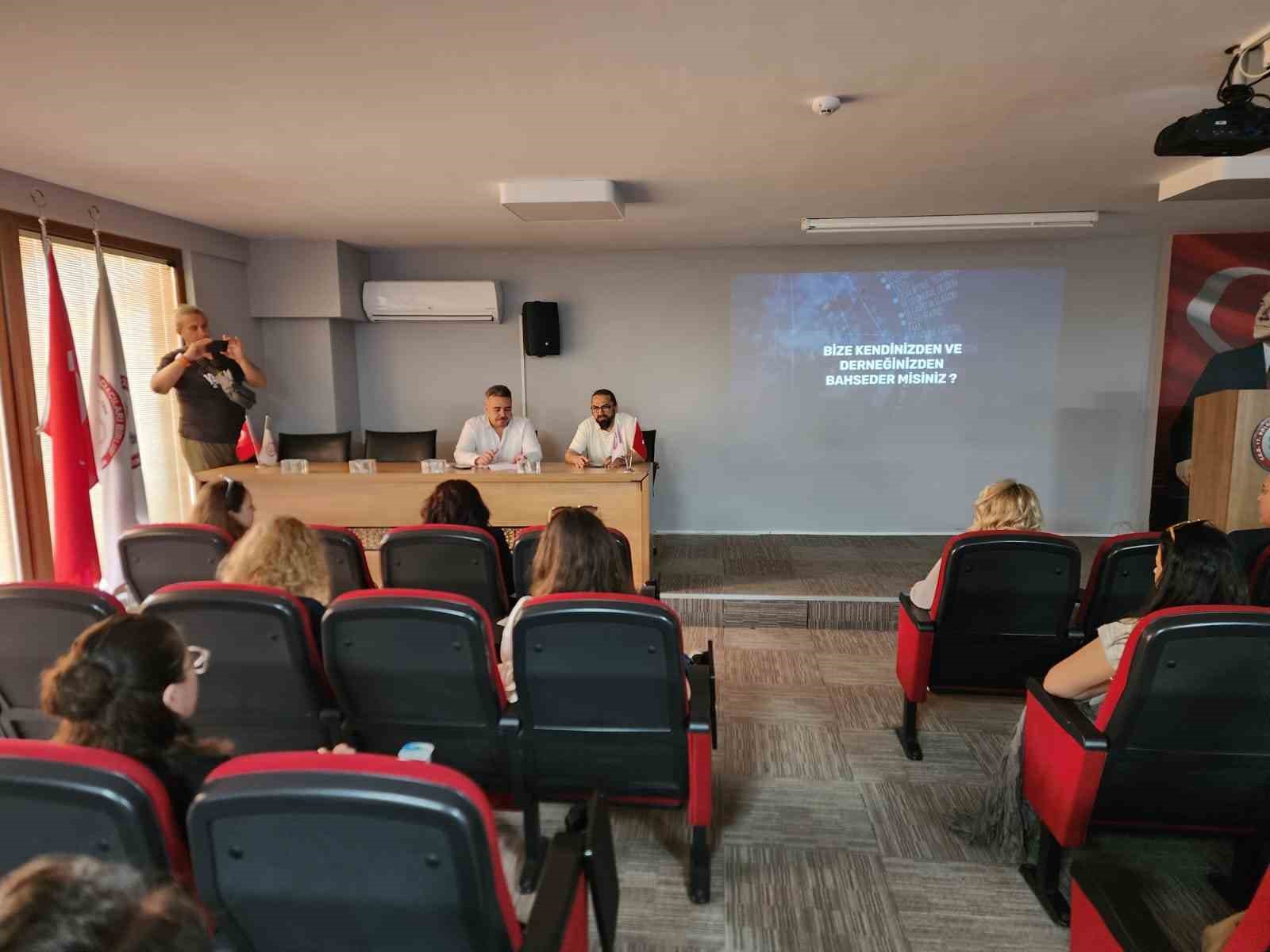 Eczacılara siber tehditlere karşı tam donanım eğitimi 