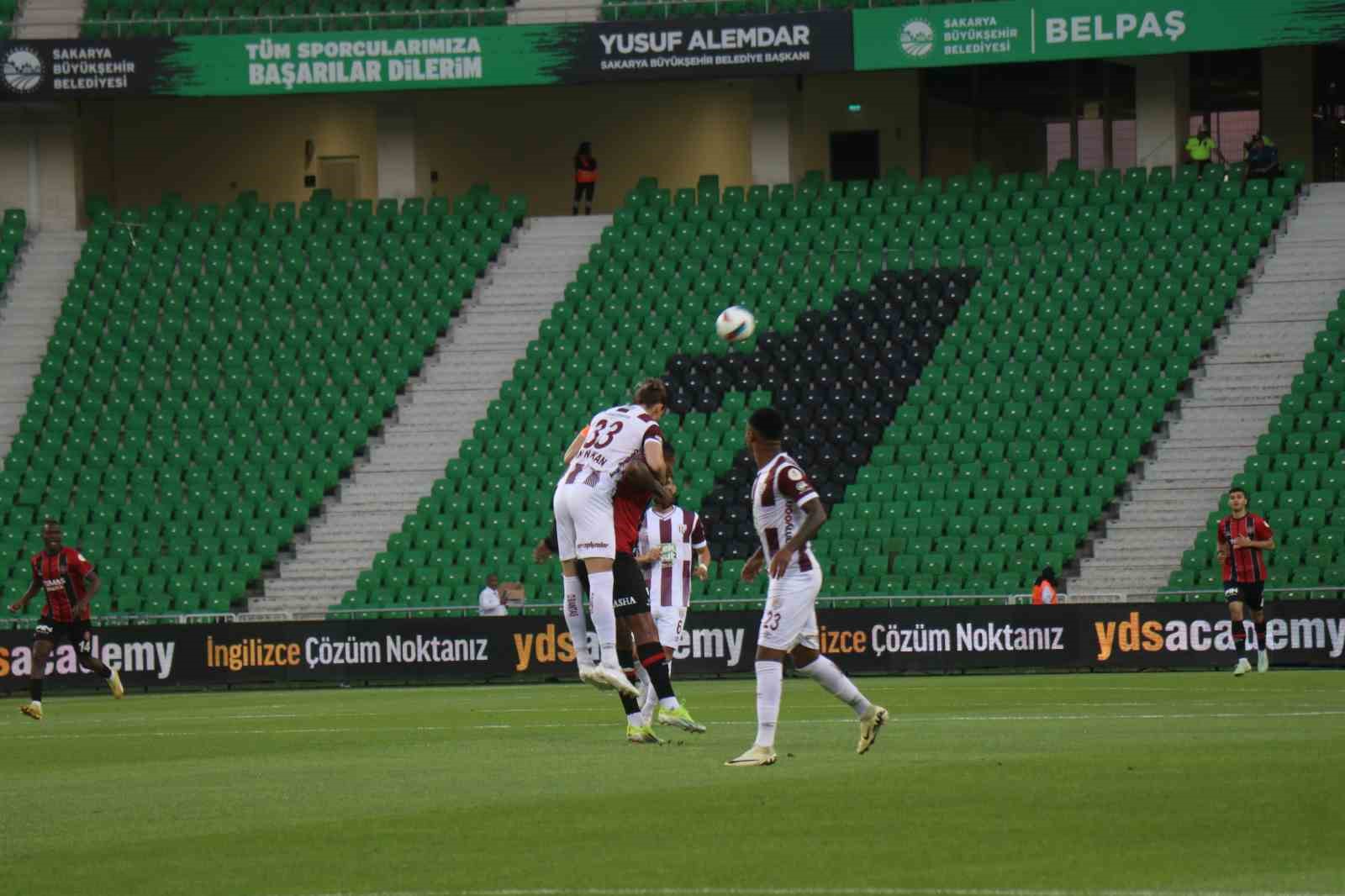 Trendyol 1. Lig: Fatih Karagümrük: 0 - Bandırmaspor: 0 (Maç devam ediyor) 
