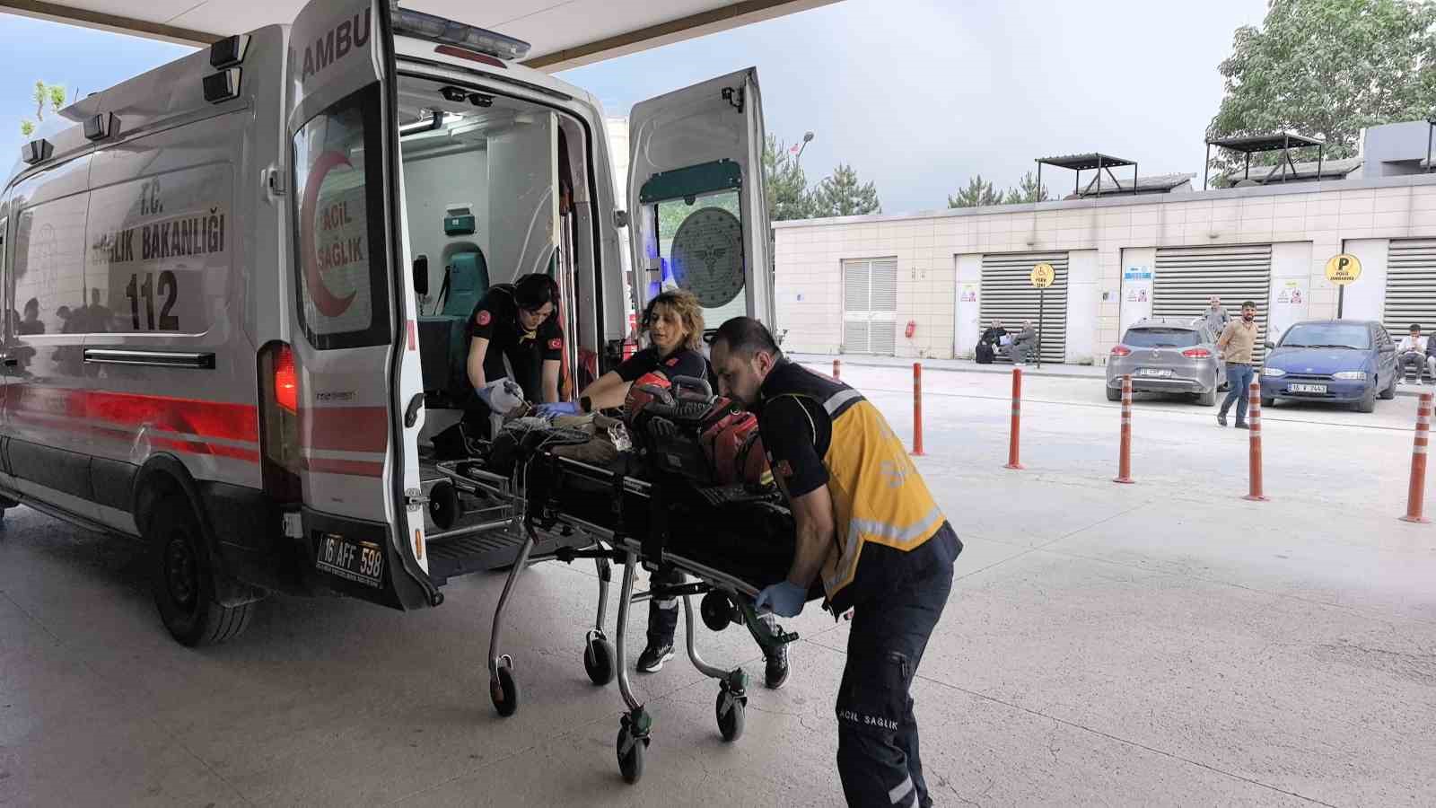 Bursa’da otobüsün çarptığı yaşlı adam hayatını kaybetti 