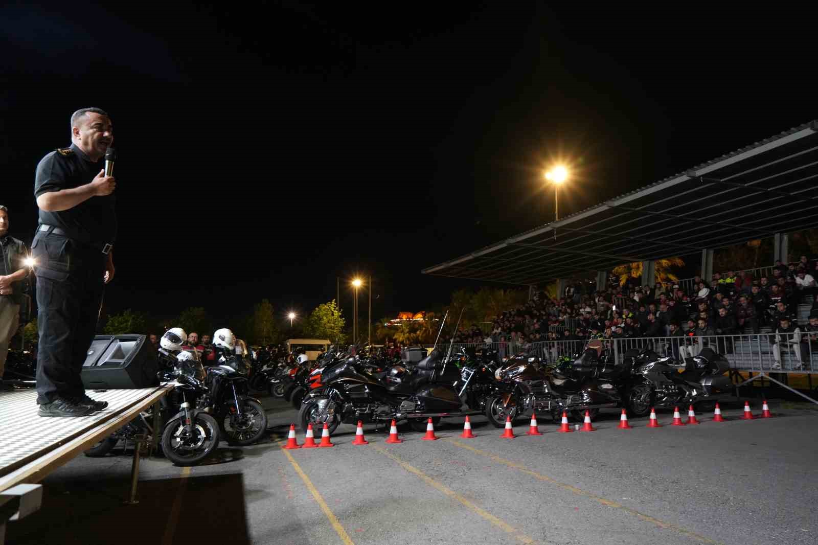 Emniyet Müdürü Arıbaş motosiklet sürücülerine seslendi: