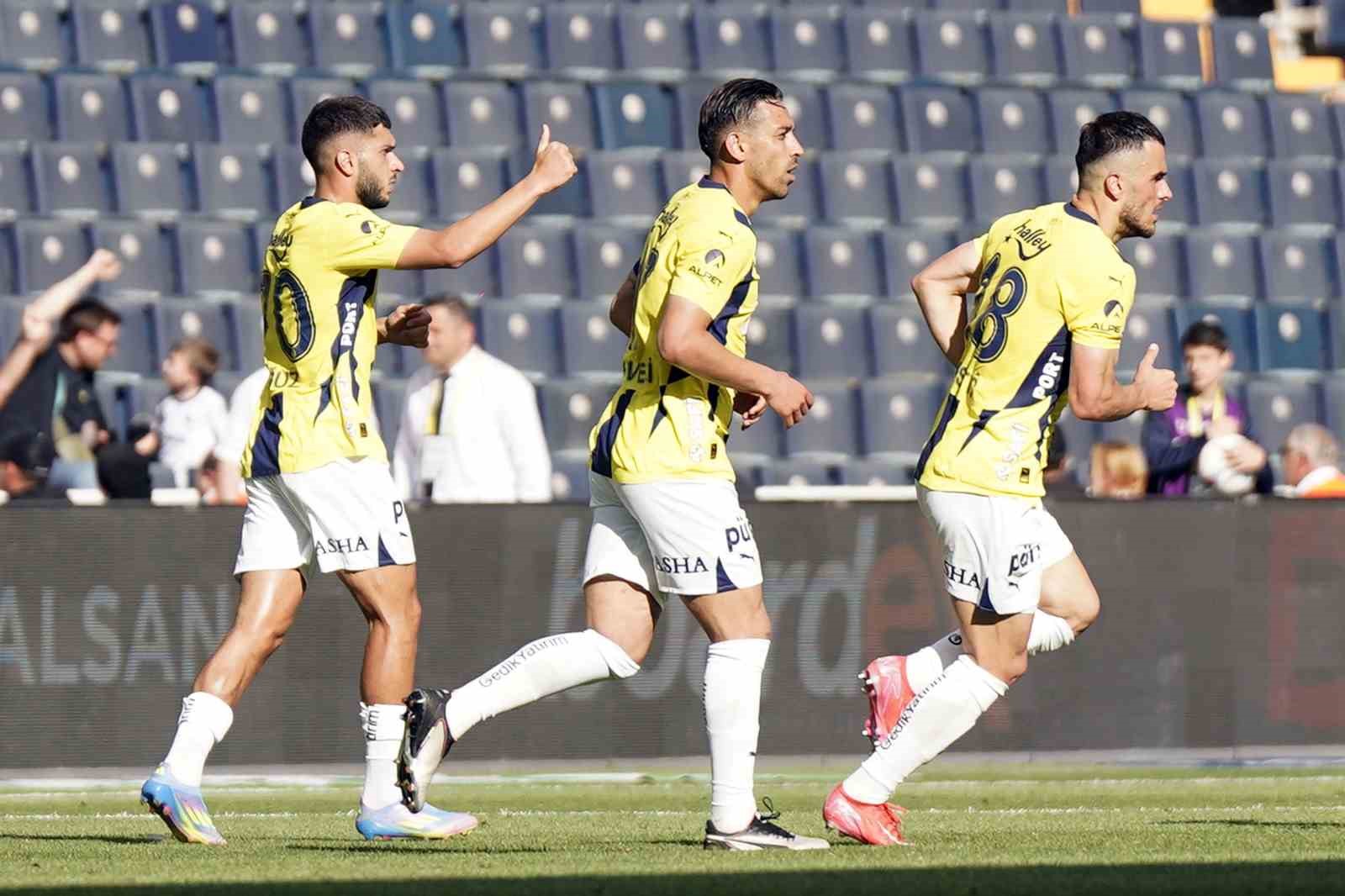 İrfan Can Kahveci’den üst üste 2 maçta gol