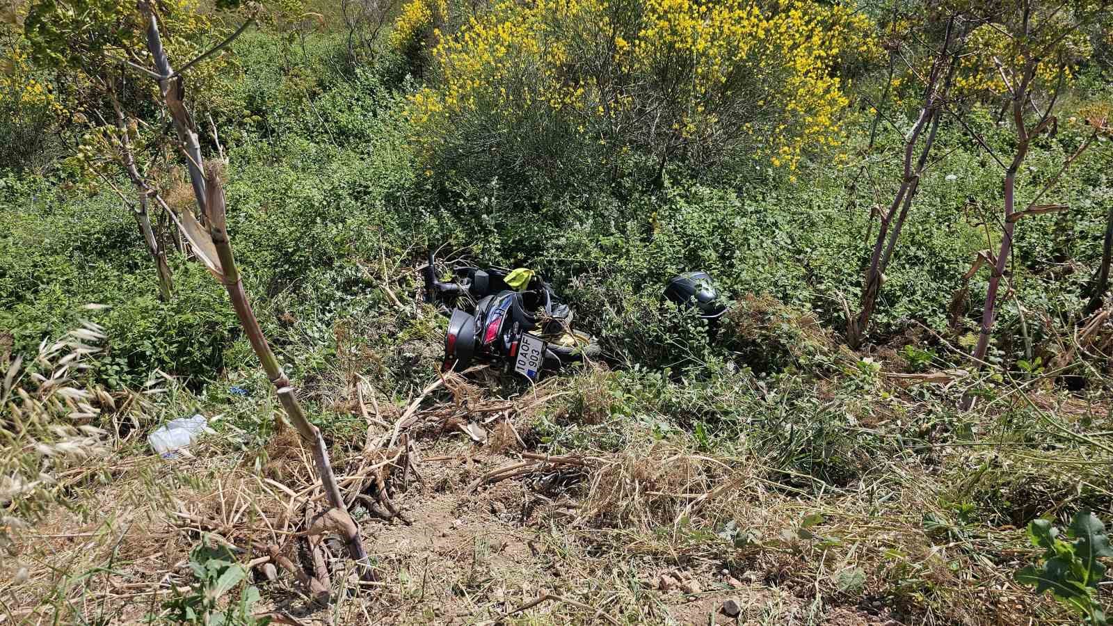 Erdek’te motosiklet direksiyon hakimiyetini kaybetti uçuruma düştü 