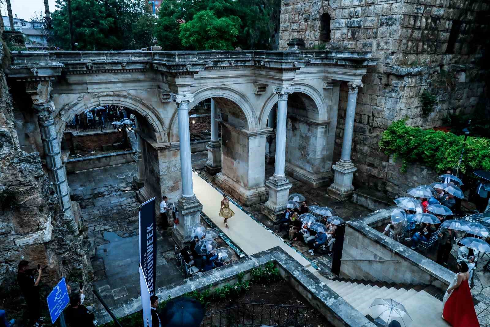 Tarih ile modanın muhteşem buluşması 