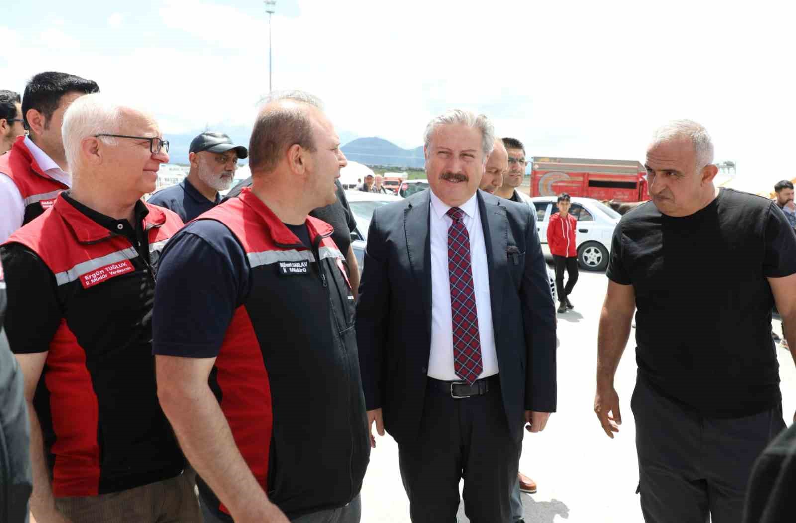 Melikgazi’de Kurban Pazar Yerleri hazır 