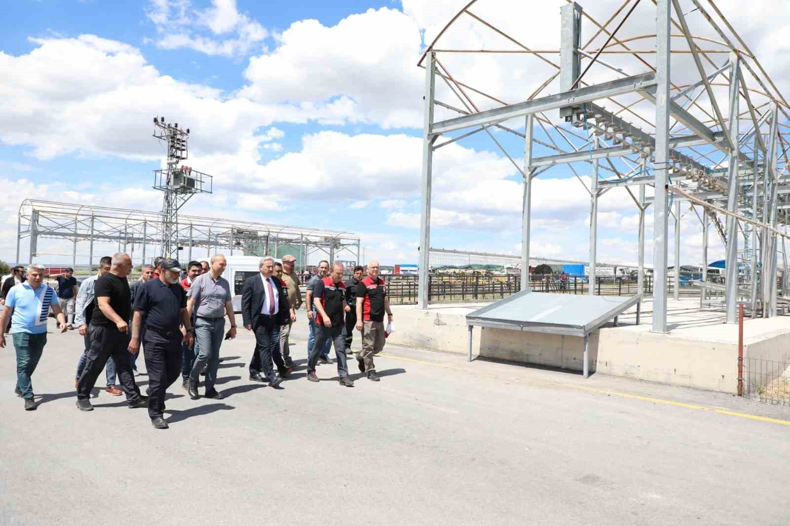 Melikgazi’de Kurban Pazar Yerleri hazır 