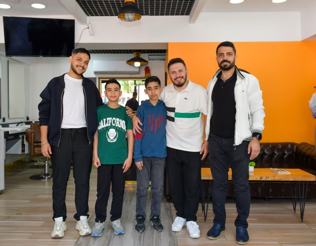 Esenyurt Belediyesi Kurban Bayramı öncesi ilçedeki yetim ve öksüz çocuklara şefkat eli uzattı 