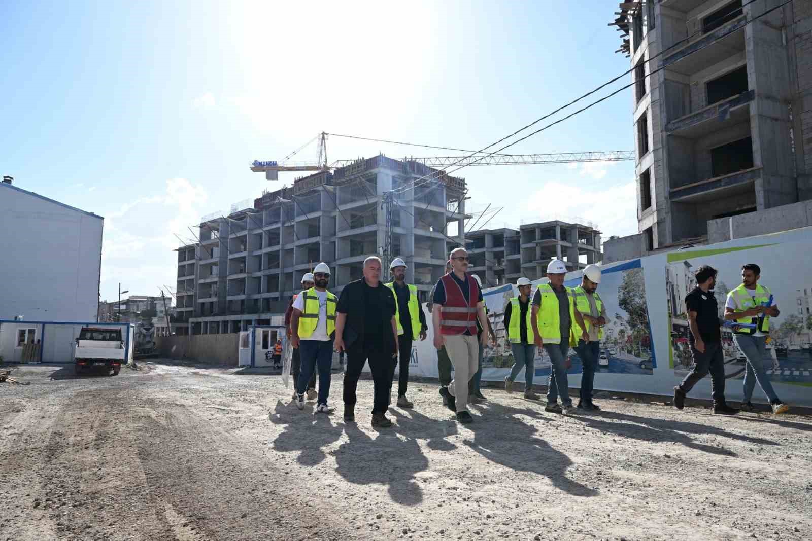 Vali Yavuz: 