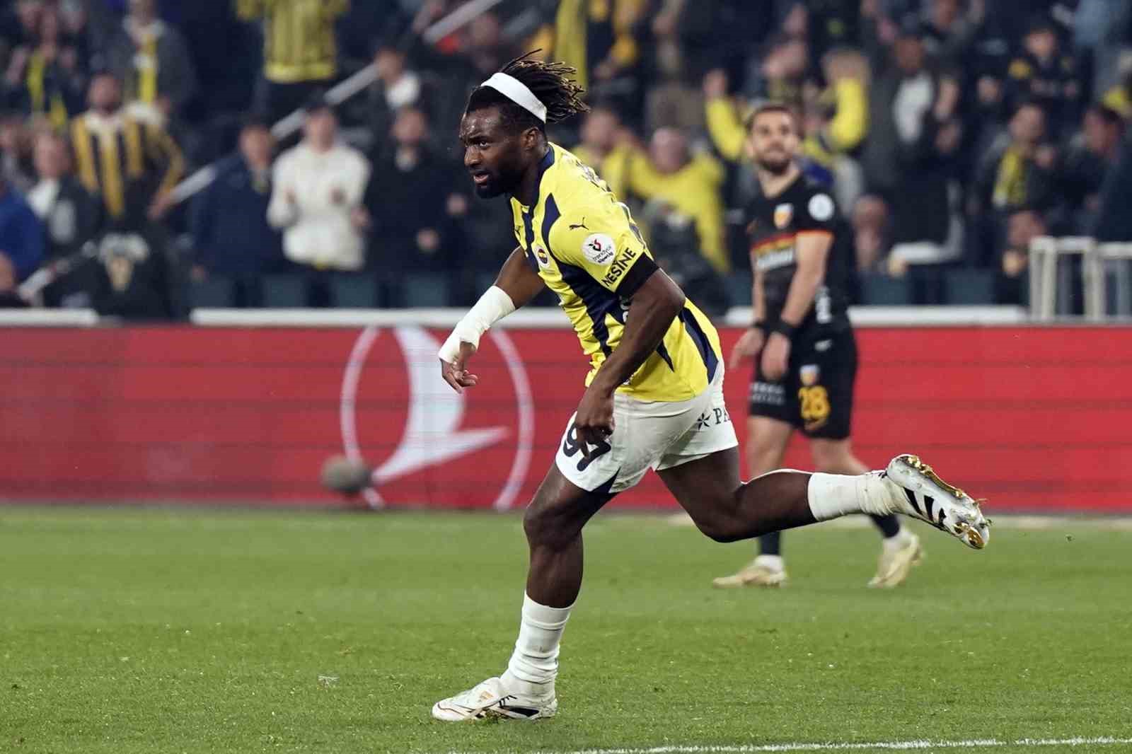 Allan Saint-Maximin: 