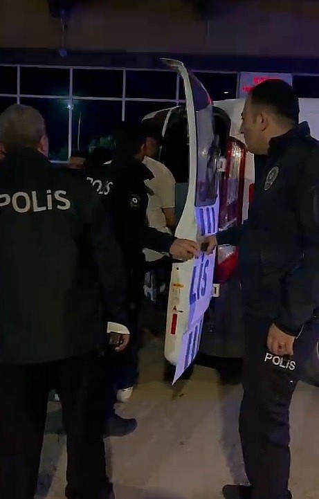 Çorum’da polise mukavemette bulunan 3 kişi tutuklandı 