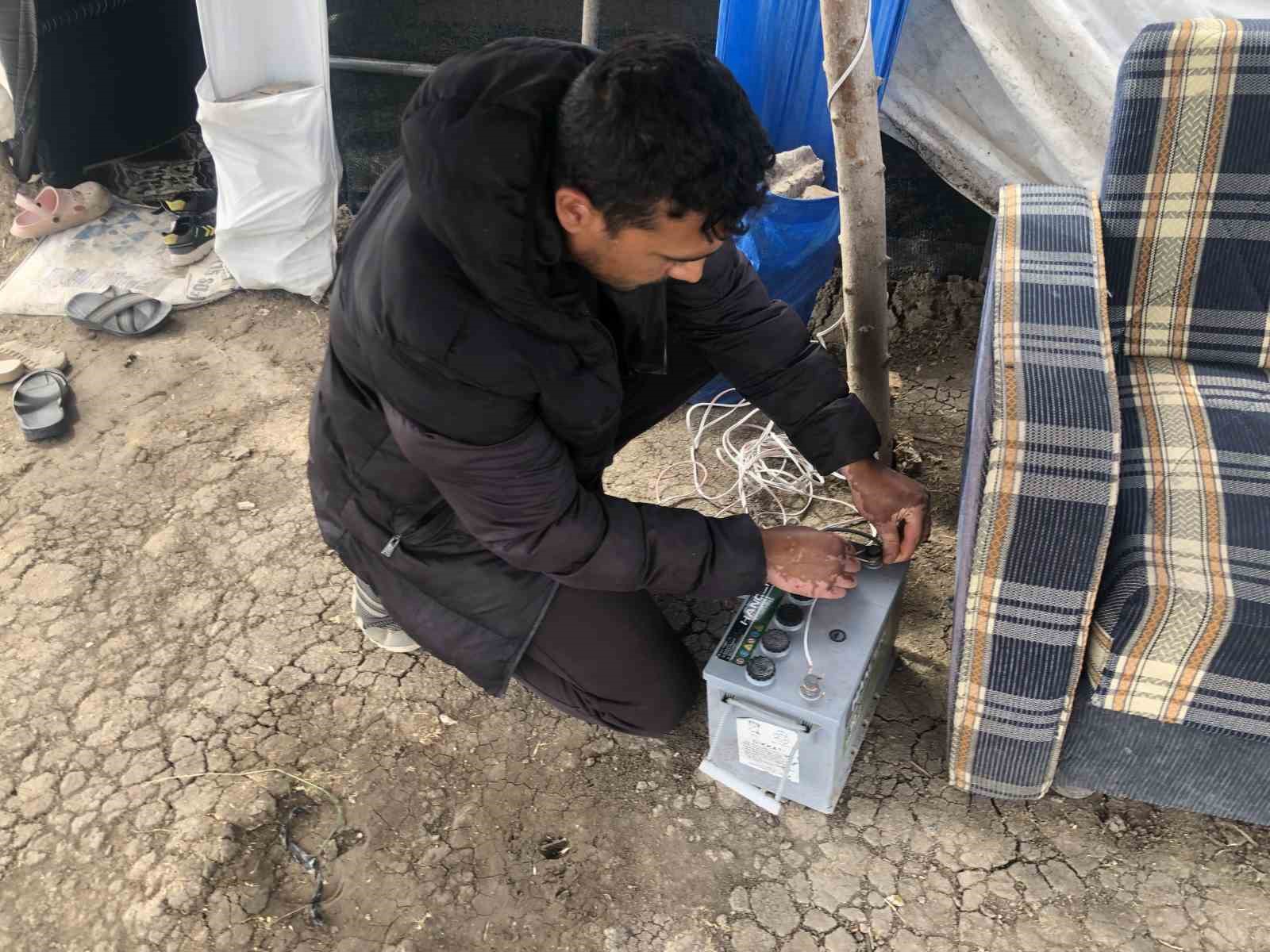 2025 yılında elektriksiz yaşama mahkûm oldular 