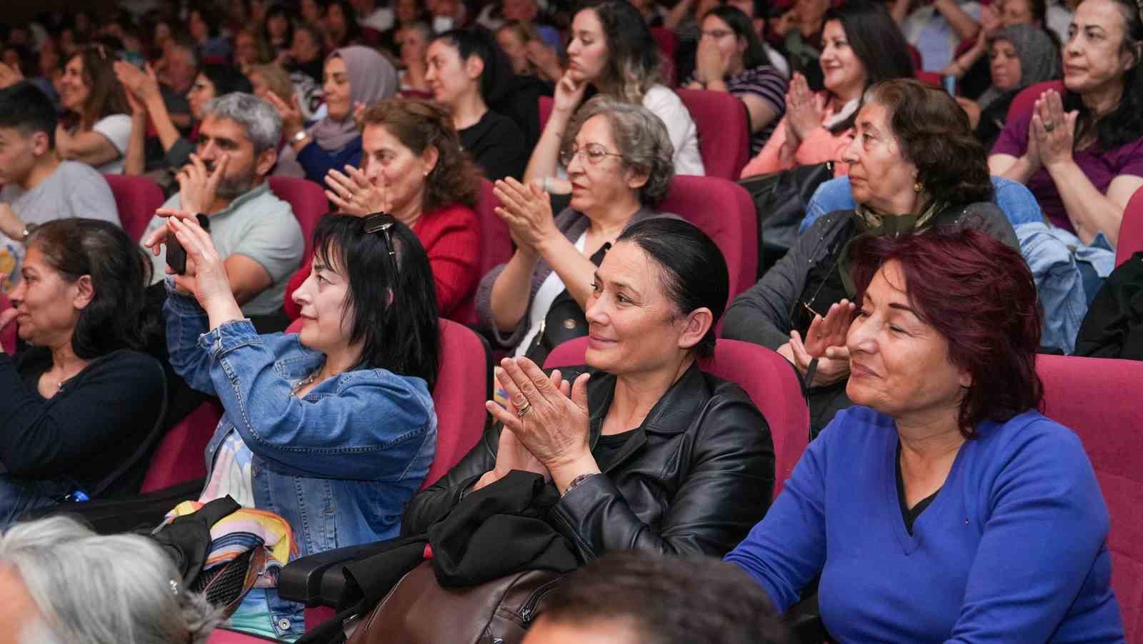 Neşet Ertaş Keçiören’de türkülerle anıldı 