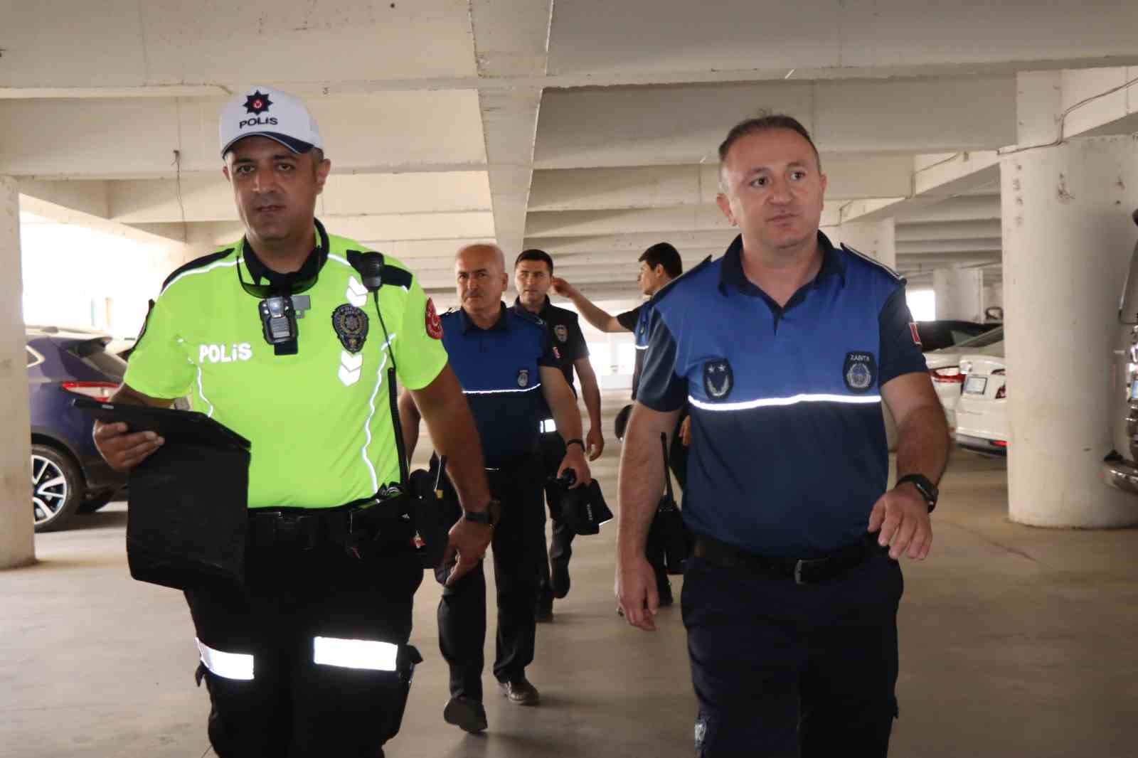 Nazilli’de zabıtadan otopark denetimi 