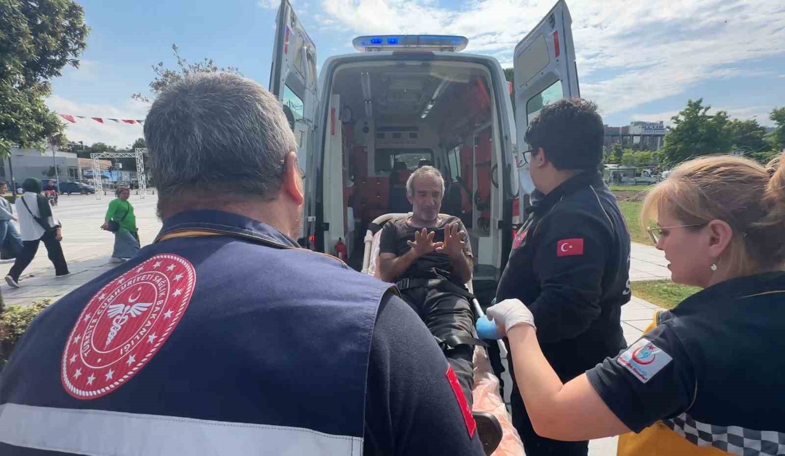 Samsun’da darbedildiğini iddia eden yaşlı adam hastaneye kaldırıldı 