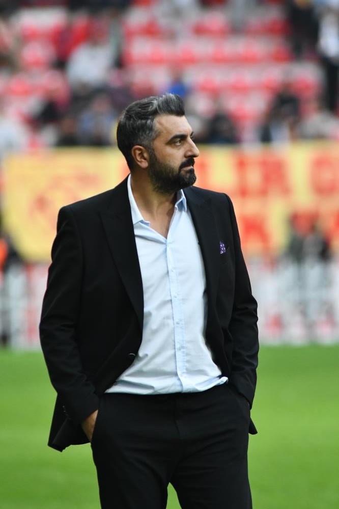 Kayserispor 38 haftada 3 hoca ile çalıştı 