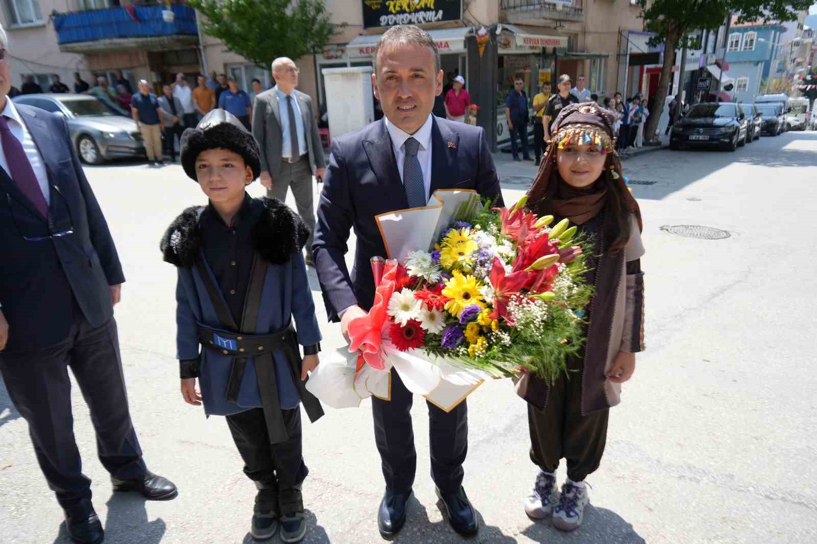 Bilecik Valiliğine atanan Faik Oktay Sözer göreve başladı 