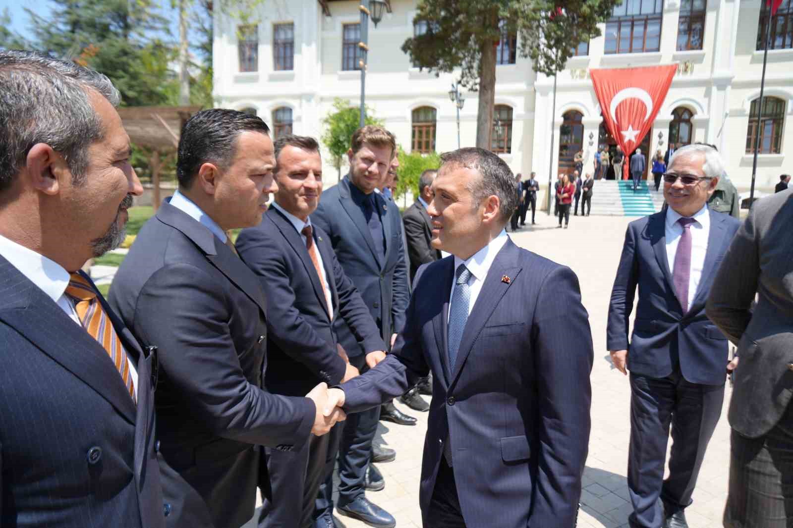 Bilecik Valiliğine atanan Faik Oktay Sözer göreve başladı 