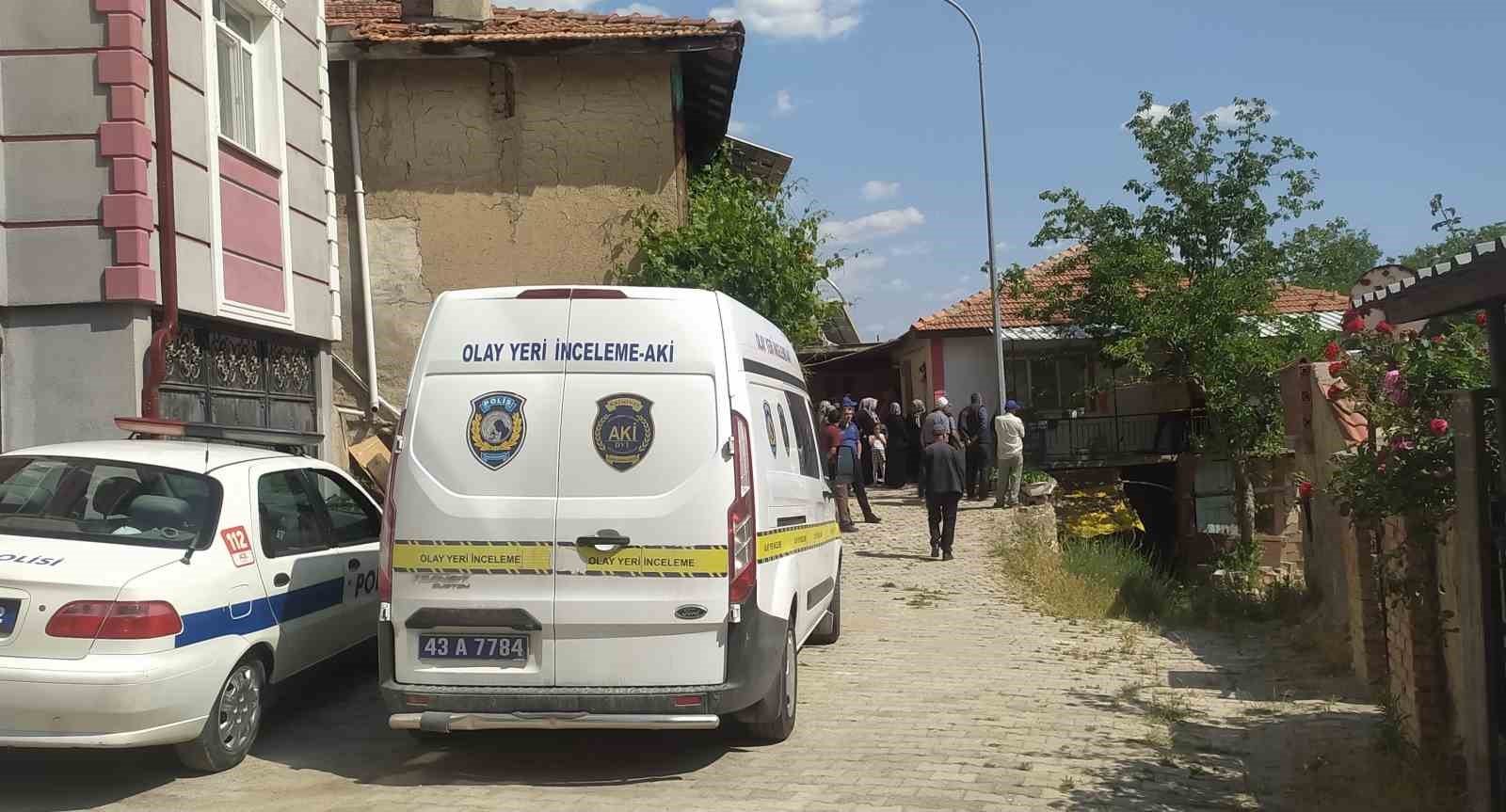 Hisarcık’ta yaşlı kadın evinde ölü bulundu 
