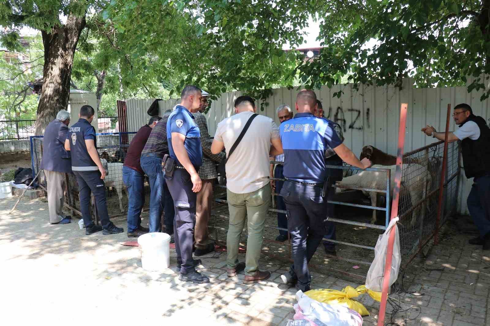 Bozdoğan Belediyesi’nden Kurban Bayramı öncesi satış yeri hizmeti 