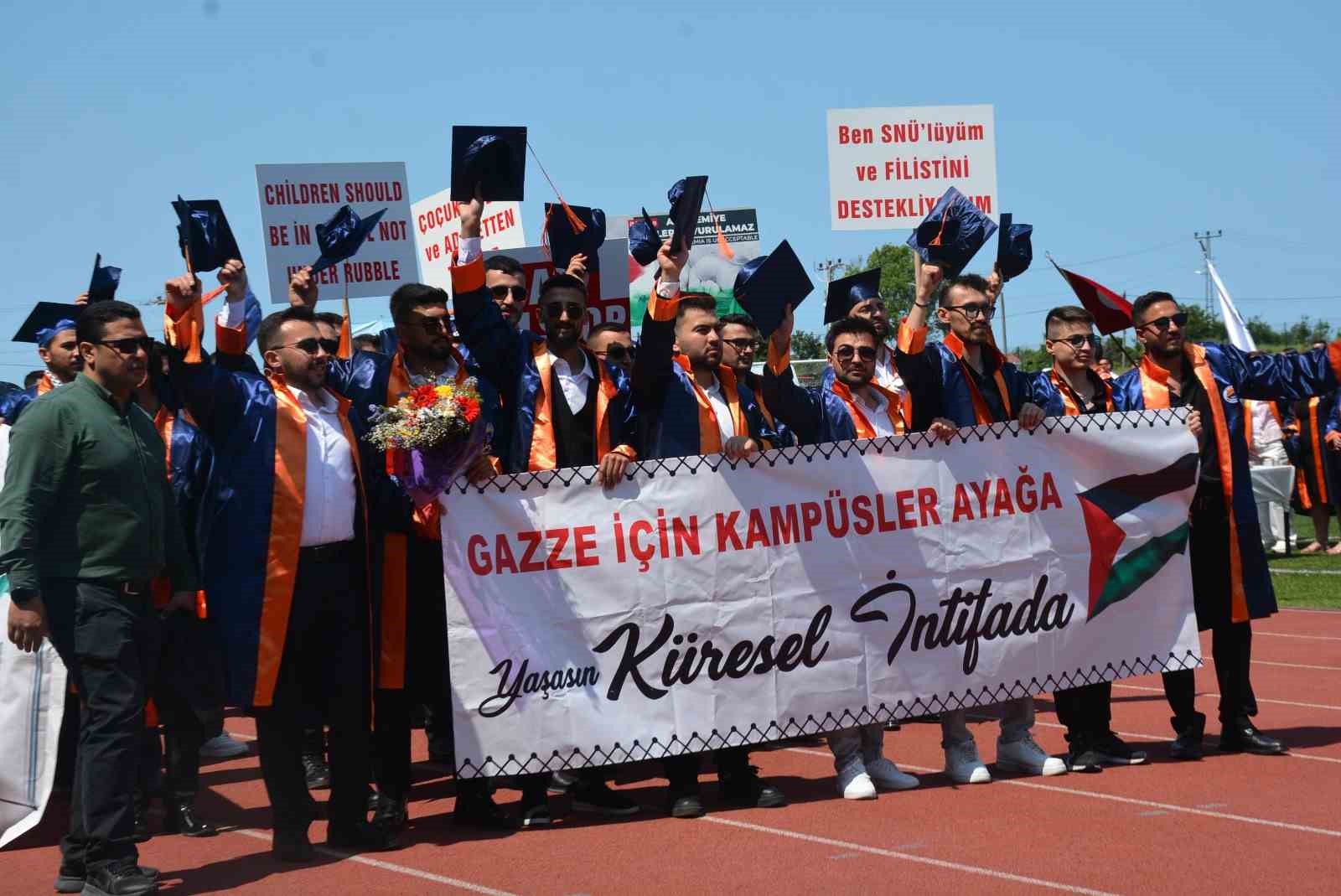 Sinop’ta 3 kuşak aynı törende mezun oldu 