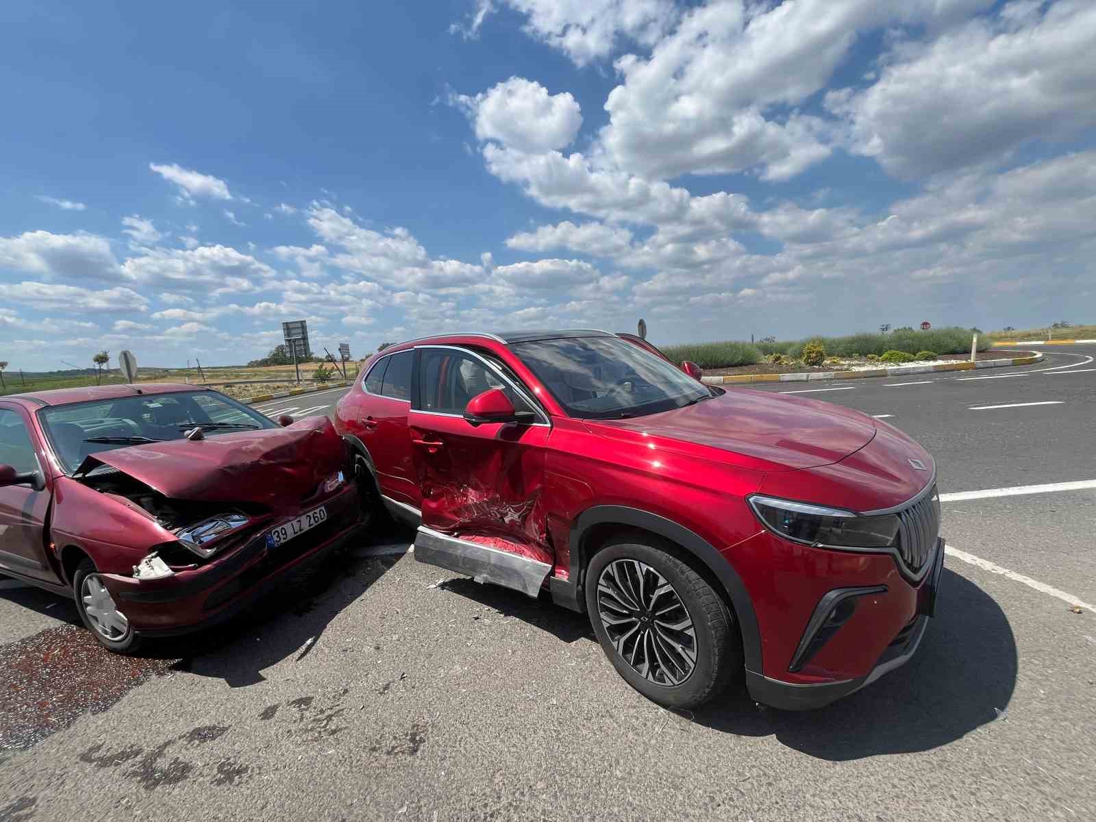 Muratlı’da trafik kazası: 3 yaralı 