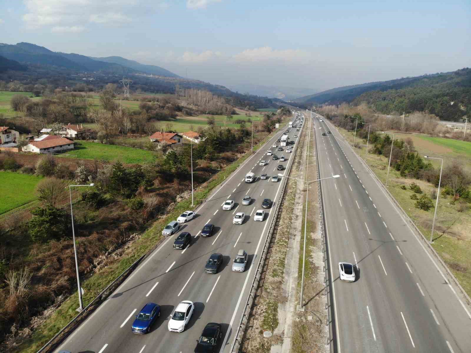 Bolu’da ağır taşıtların geçişine izin yok 