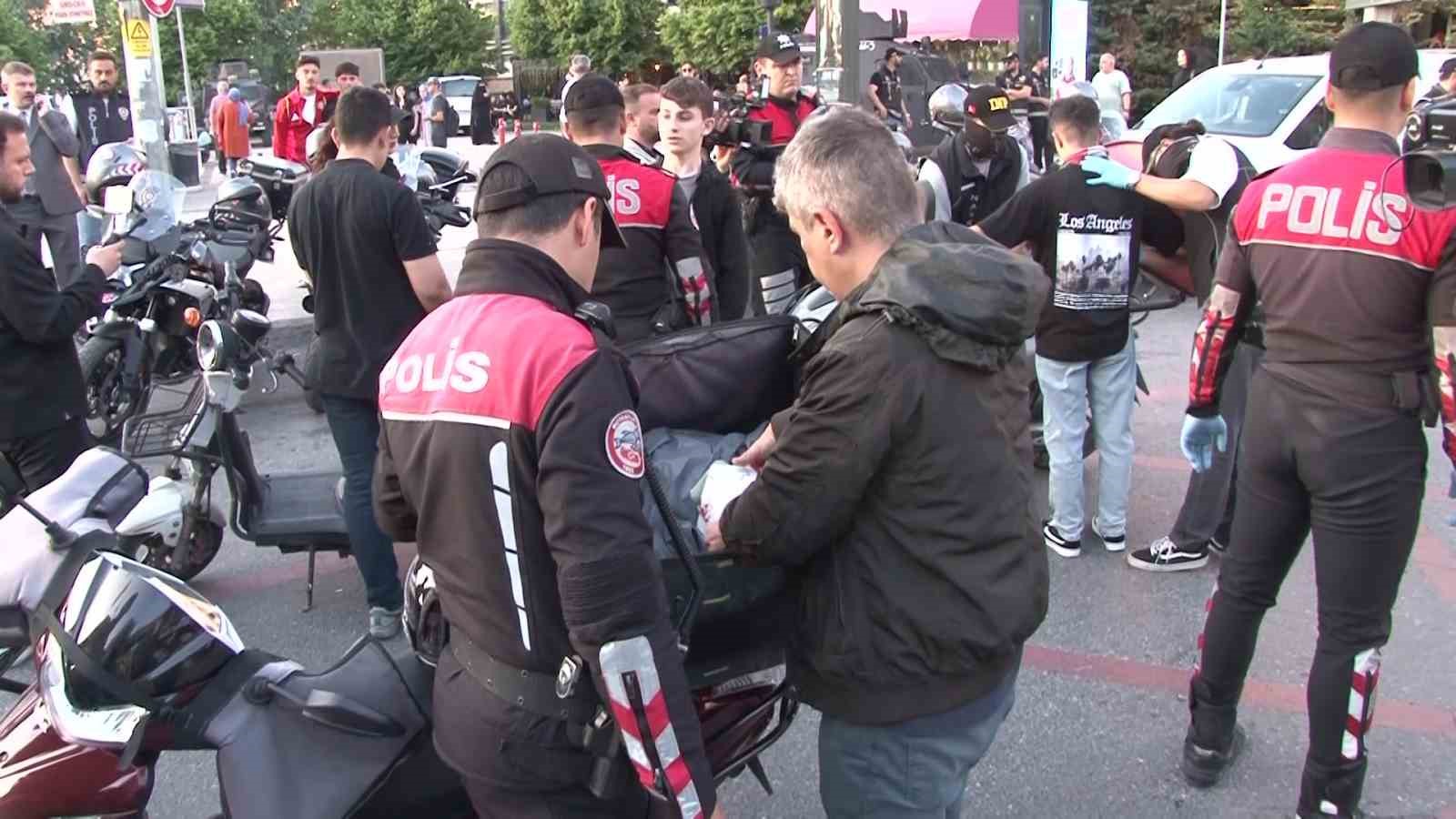 İstanbul Emniyet Müdürü Selami Yıldız, Ümraniye’de asayiş ve narkotik uygulamasını yerinde denetledi 