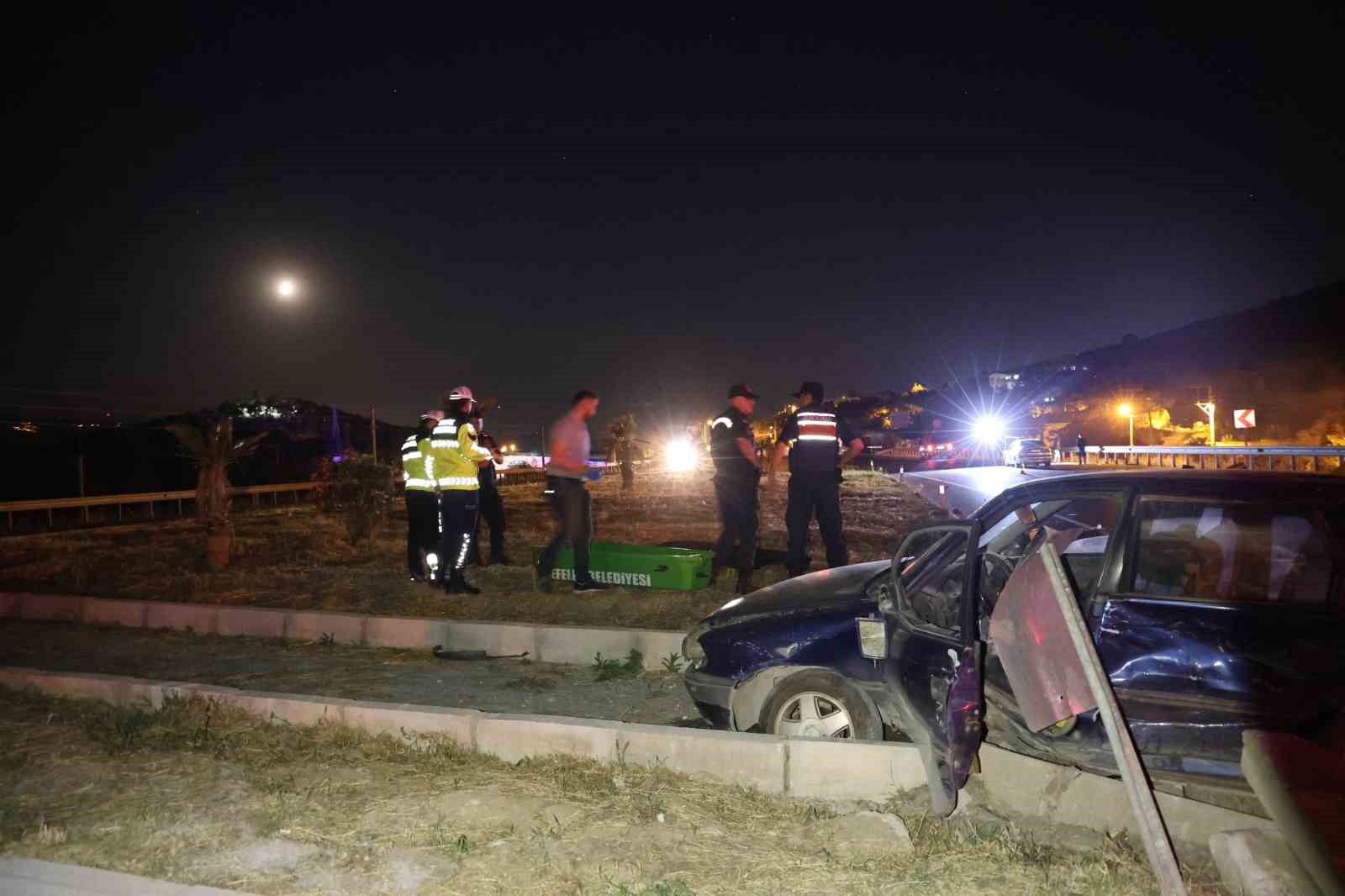 Aydın’da feci kaza... İki otomobil çarpıştı: 2 ölü, 3 yaralı