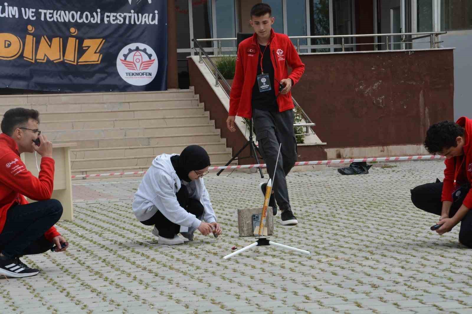 Alaca’da bilim ve teknoloji rüzgarı: TEKNOFEN festivali yoğun ilgi gördü 