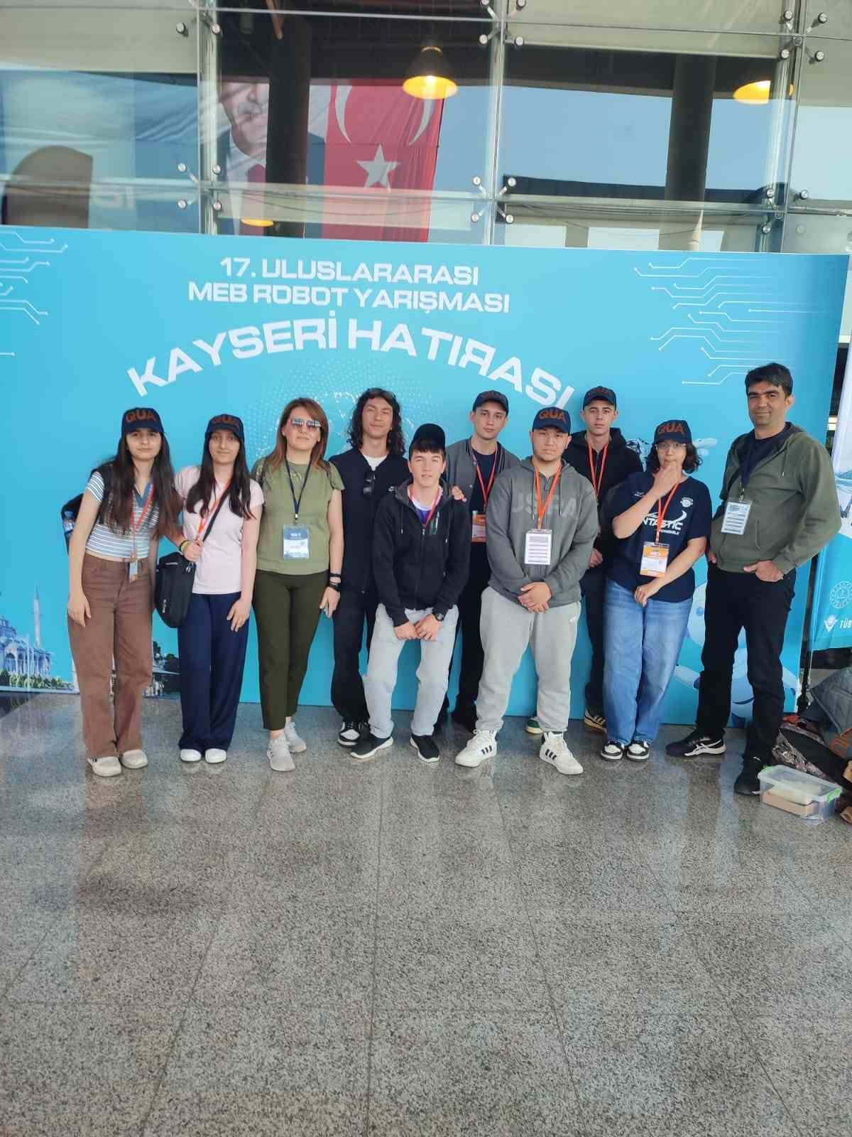 Söke Mesleki ve Teknik Anadolu Lisesi, Robot Yarışması’nda Aydın’ı temsil etti 