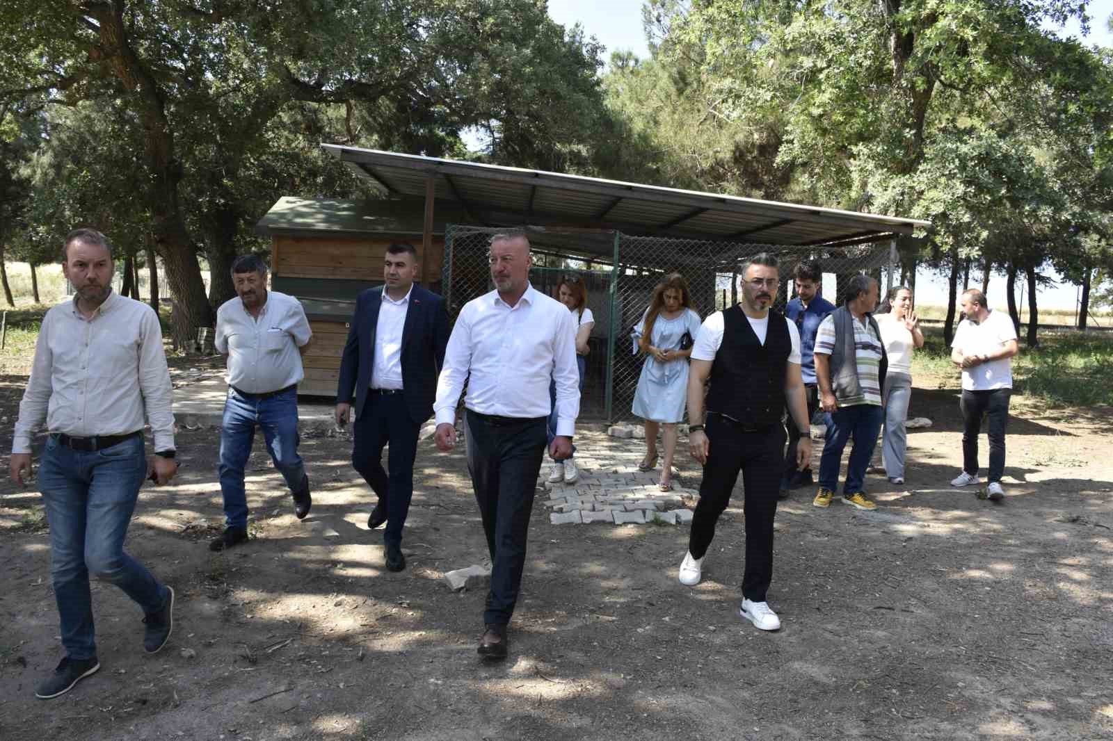 Karacabey Belediyesi’nden Tarım Lisesi’ne tam destek 