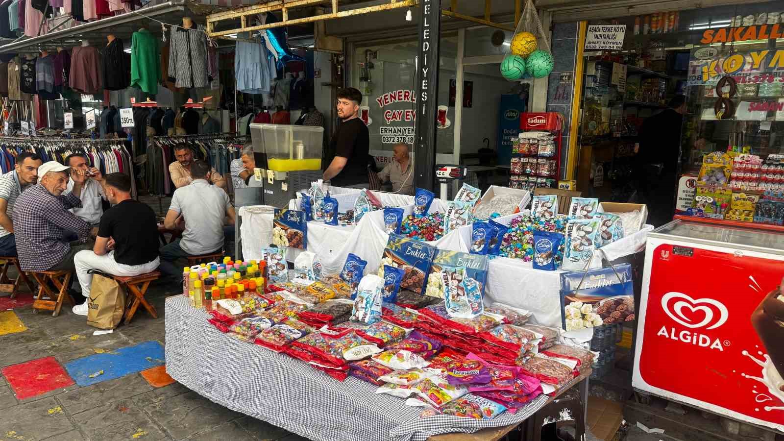 Kurban Bayramı öncesi Alaplı’da adım atacak yer kalmadı 