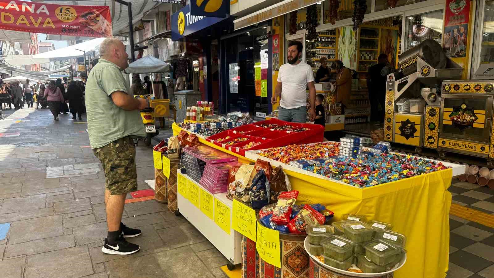 Kurban Bayramı öncesi Alaplı’da adım atacak yer kalmadı 