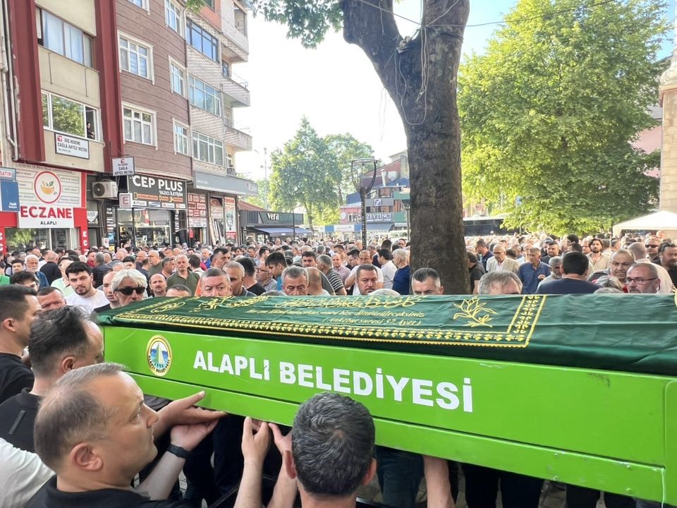 Kanserden ölen Kaplancan son yolculuğuna uğurlandı 