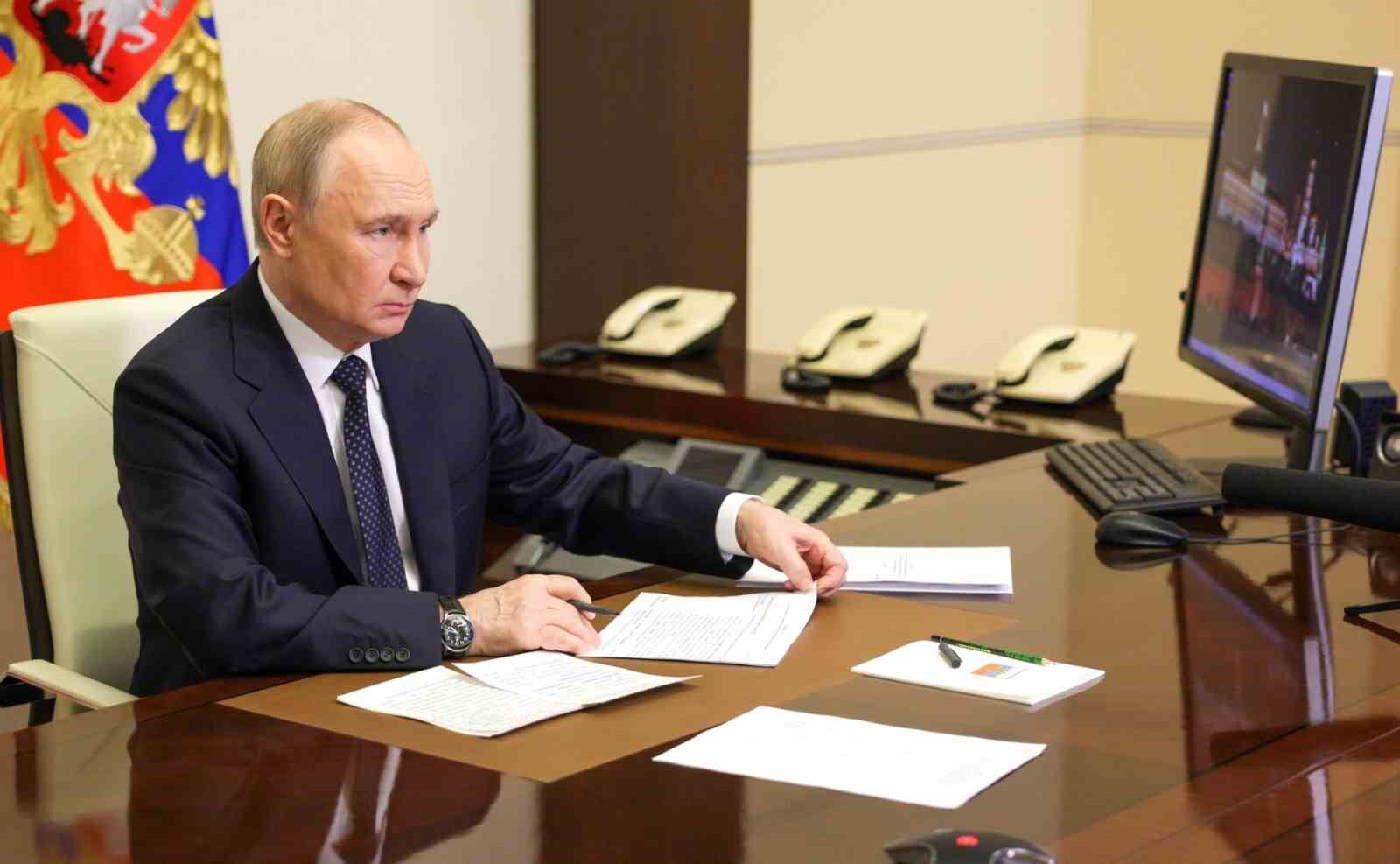 Putin, 