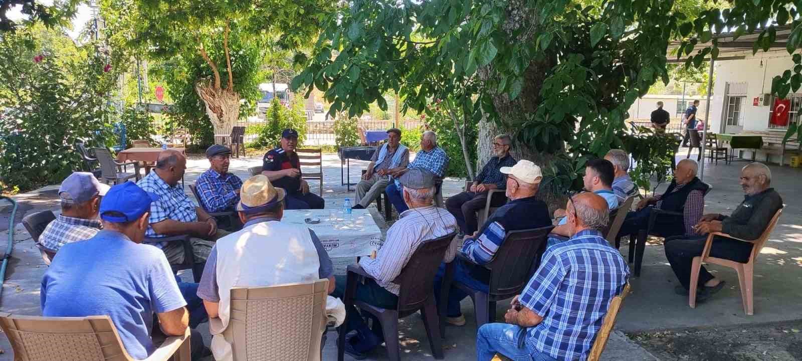 Jandarma hayvan hırsızlığına dikkat çekti 
