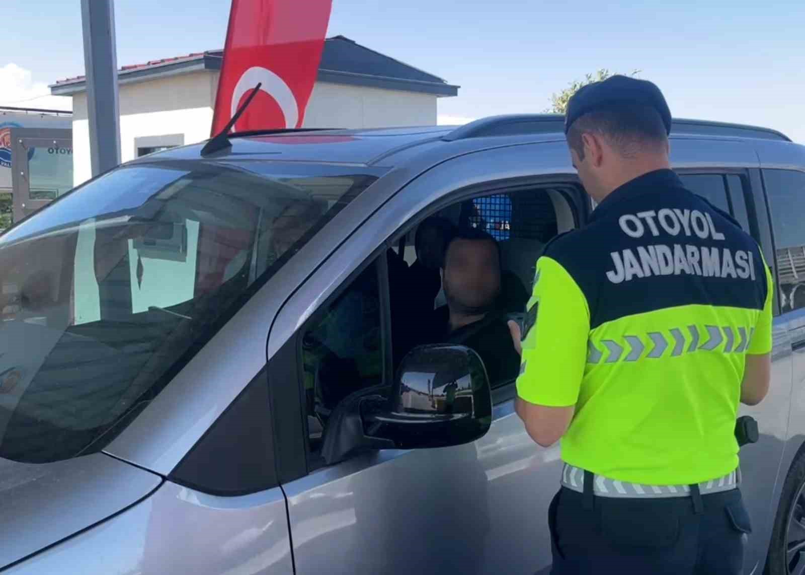 Jandarmadan bayram öncesi dronlu denetim 