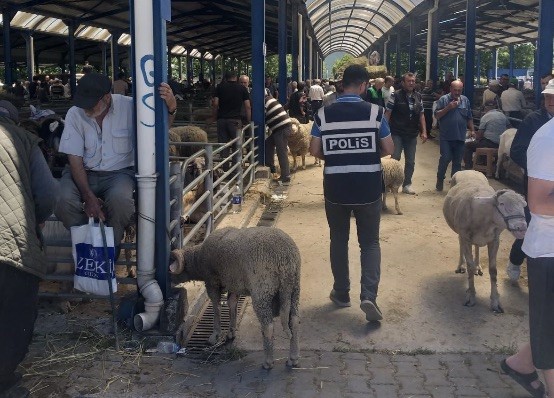 Gönen İlçe Emniyet Müdürlüğü’nden bayram tedbirleri 