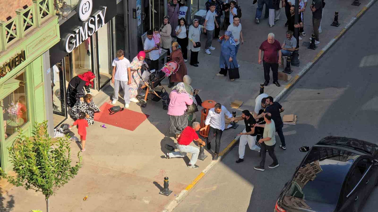 Karabük’te kadınların saç saça kavgası kamerada 