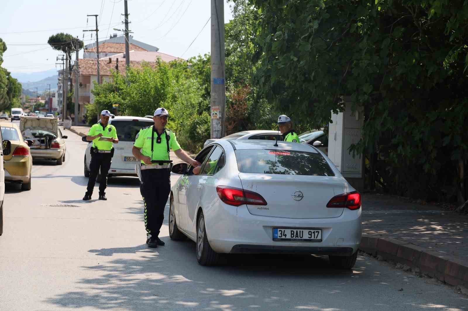 Bafra’da bayram trafiğine sıkı denetim: 6 noktada kontrol noktası kuruldu 