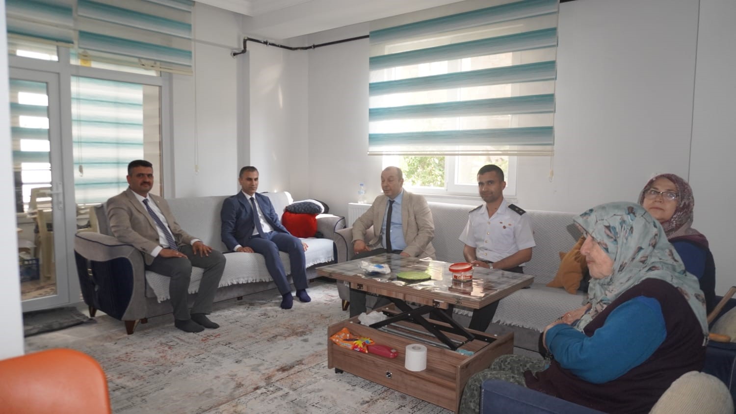 Kurban Bayramı öncesi gazi ve şehit ailelerine anlamlı ziyaret 