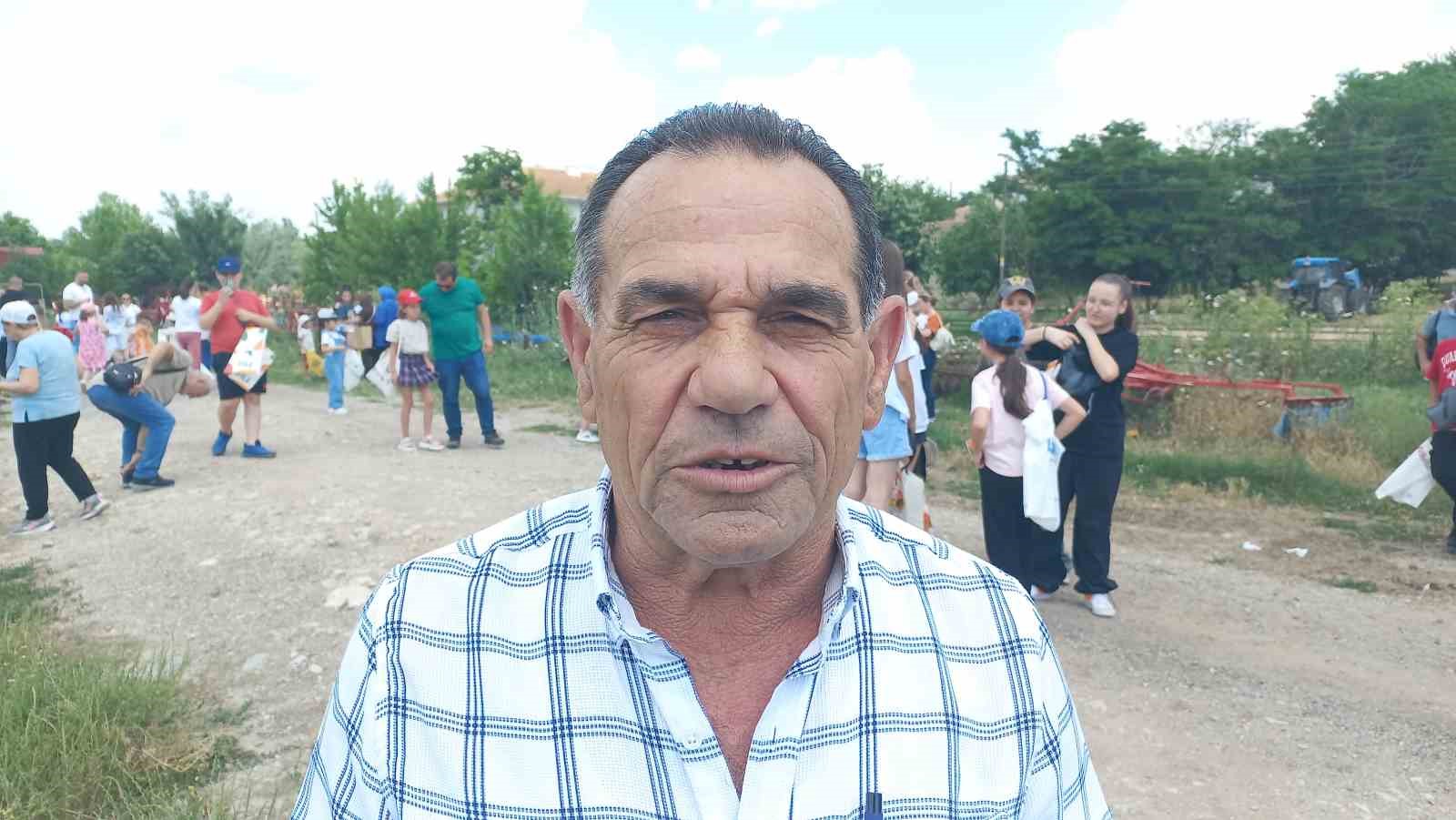 Edirne’de asırlık bayram geleneği: Çocuklar şeker topladı 